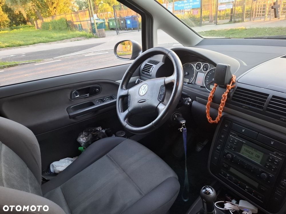 Volkswagen Sharan - 4