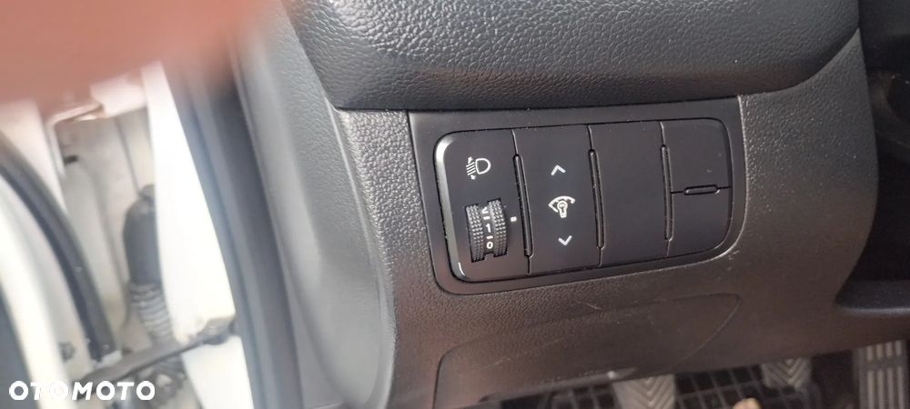 Kia Ceed - 37