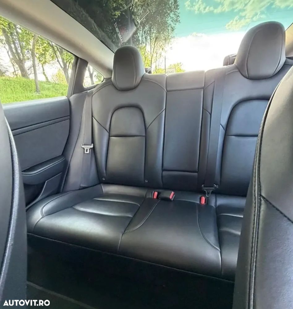 Tesla Model 3 Long Range AWD Premium - 7
