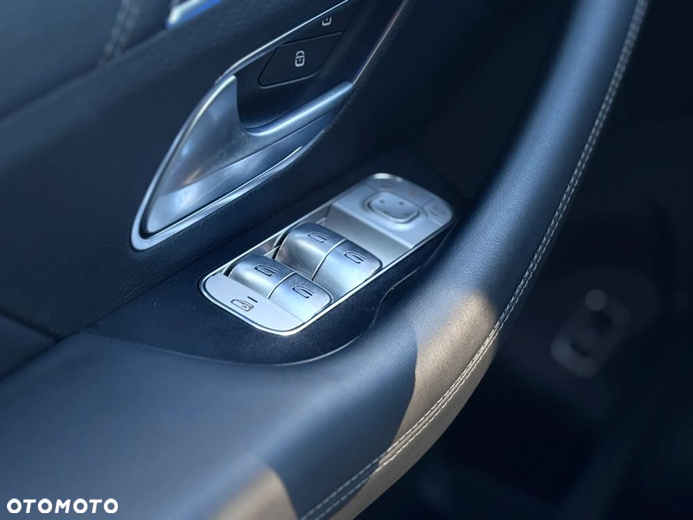 Mercedes-Benz GLE - 25