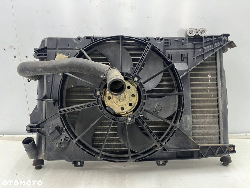 Chłodnica wody Renault Scenic I Megane I 96-03r 1.4b 1.6b klimatyzacji wiatrak KOMPLET 8200125769 - 1