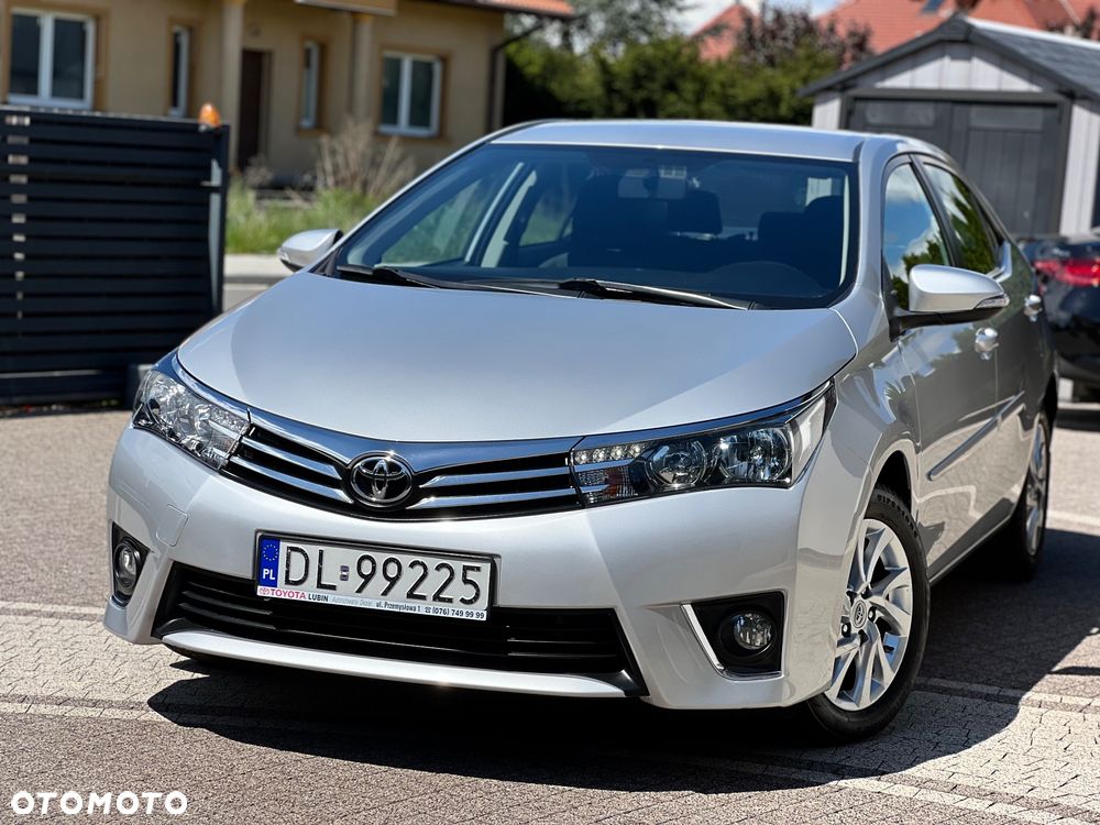 Toyota Corolla 1.6 Premium - 26