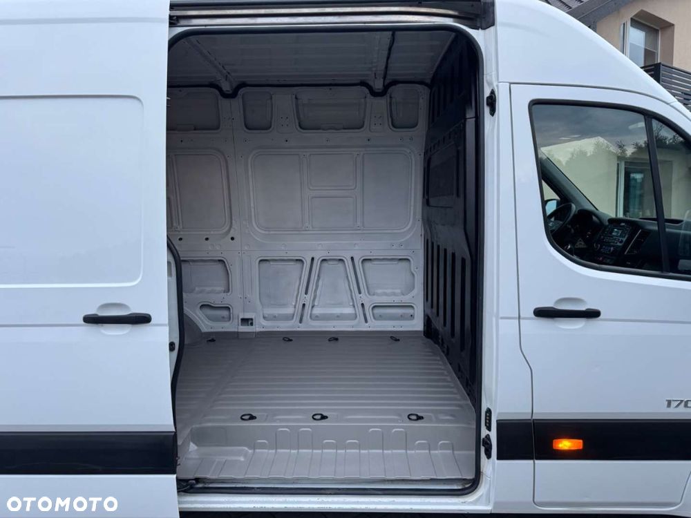 Hyundai H350 - 24