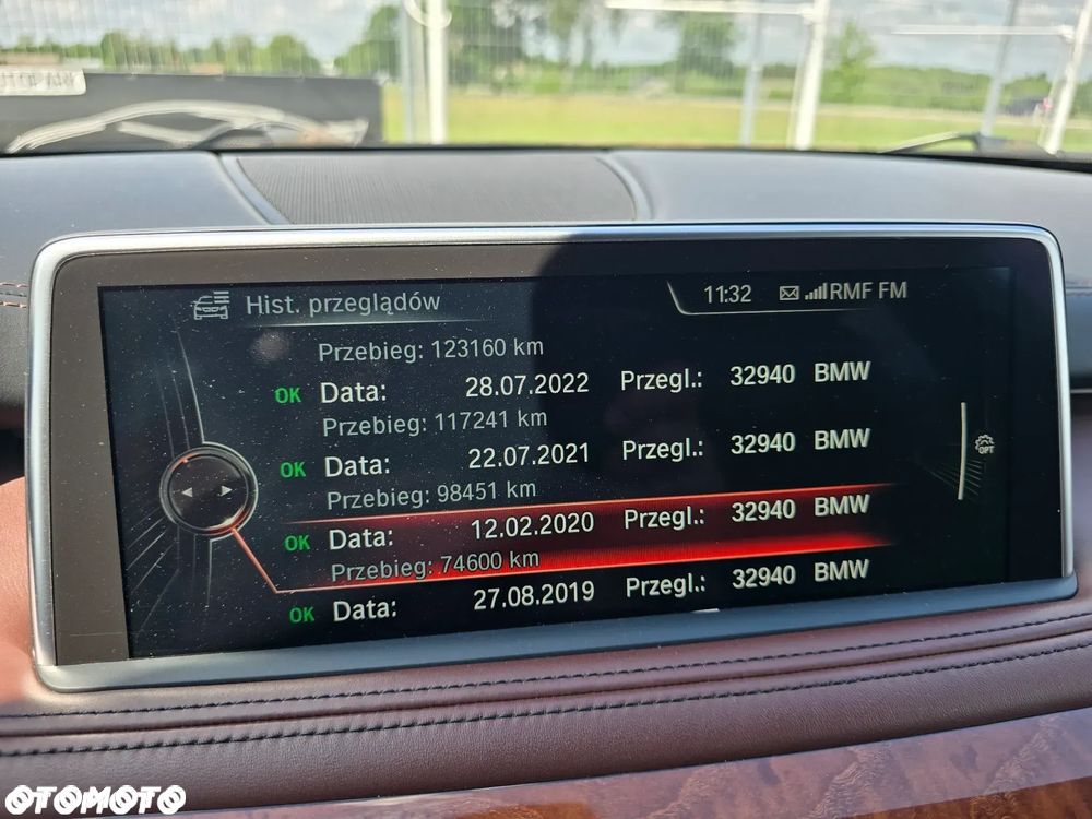BMW X5 ver-m50d - 32