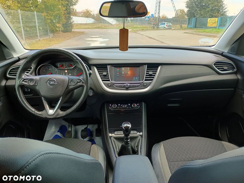 Opel Grandland X - 16