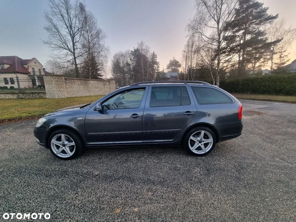 Skoda Octavia 1.8 TSI FAMILY - 13