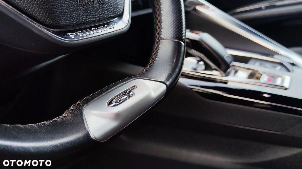 Peugeot 3008 1.2 PureTech GT Pack S&S EAT8 - 24