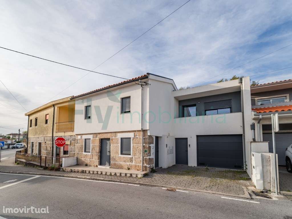 Moradia T2 + Moradia T1 Excelente Oportunidade de Investimento - Grande imagem: 2/55