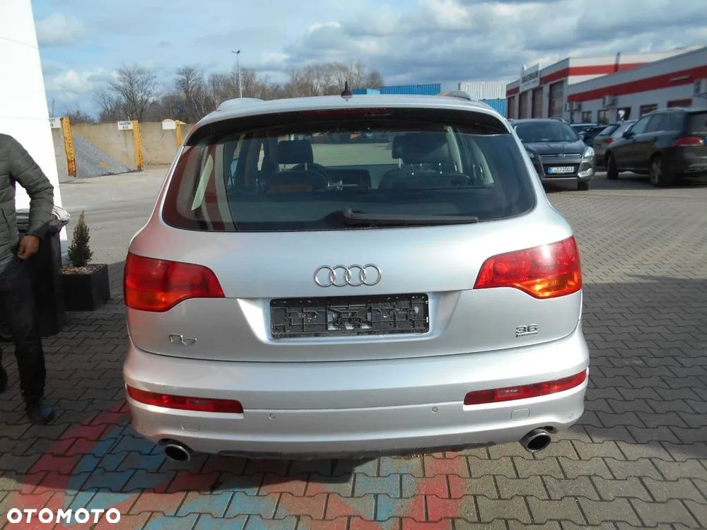 Audi Q7 3.6 FSI Quattro Tiptronic - 10