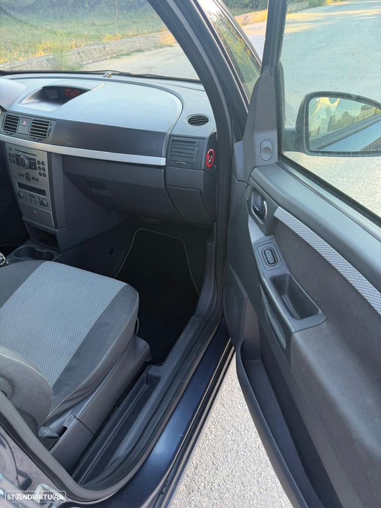 Opel Meriva 1.3 CDTi Cosmo - 31