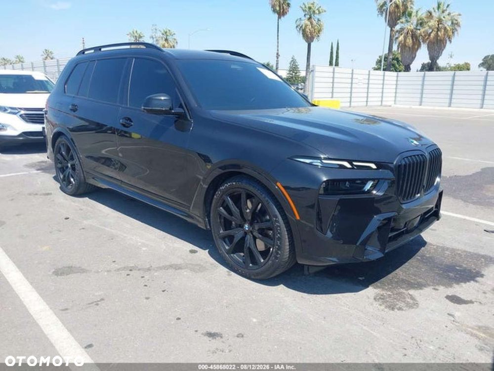 BMW X7 - 7