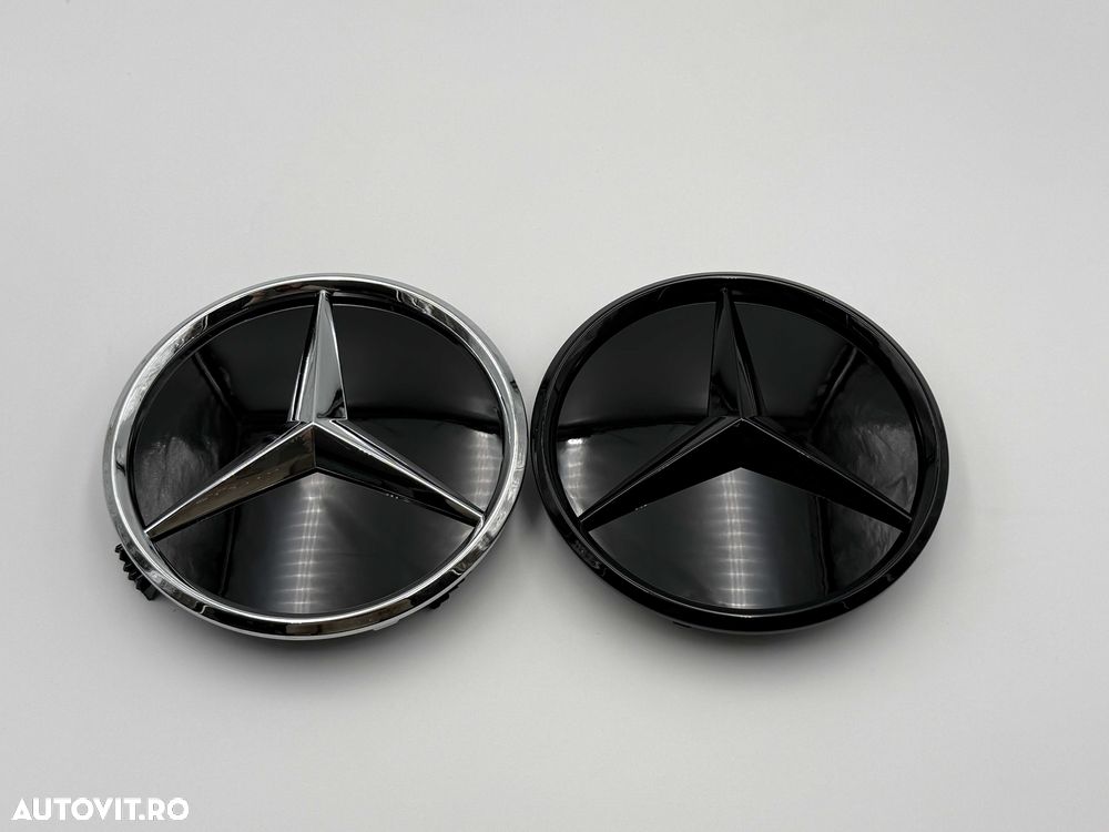 Emblema Compatibila Mercedes W204 C class crom/negru 3D - 1