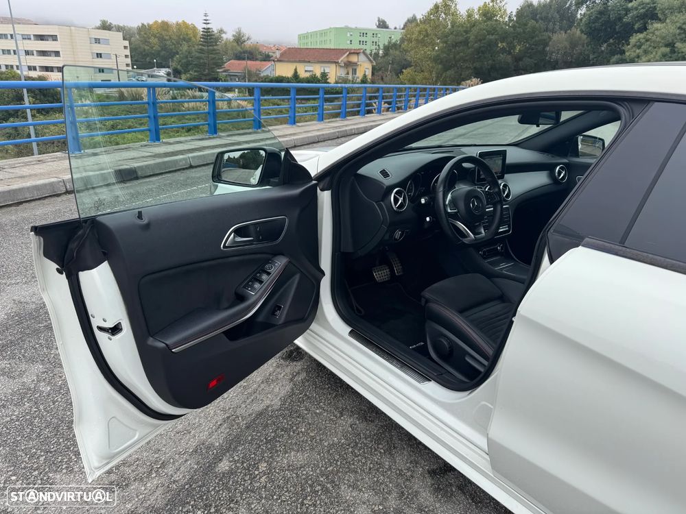 Mercedes-Benz CLA 200 Shooting Brake 7G-DCT AMG Line - 9