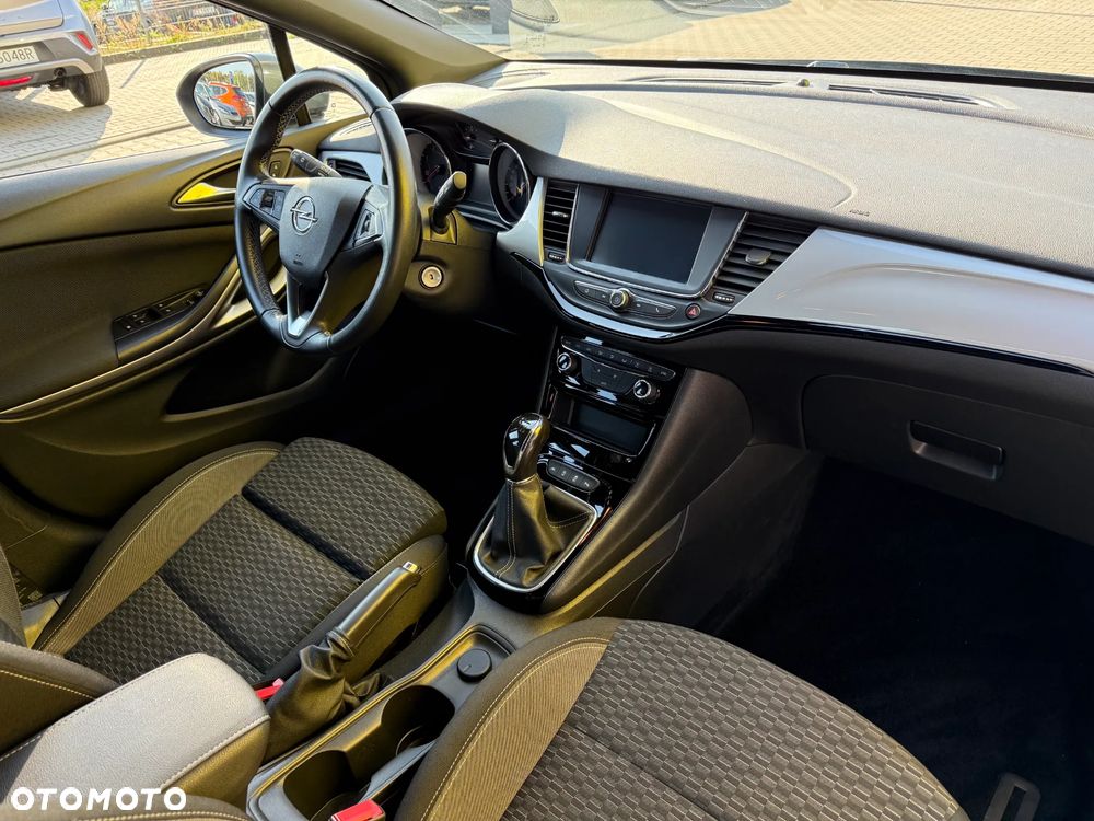 Opel Astra - 11