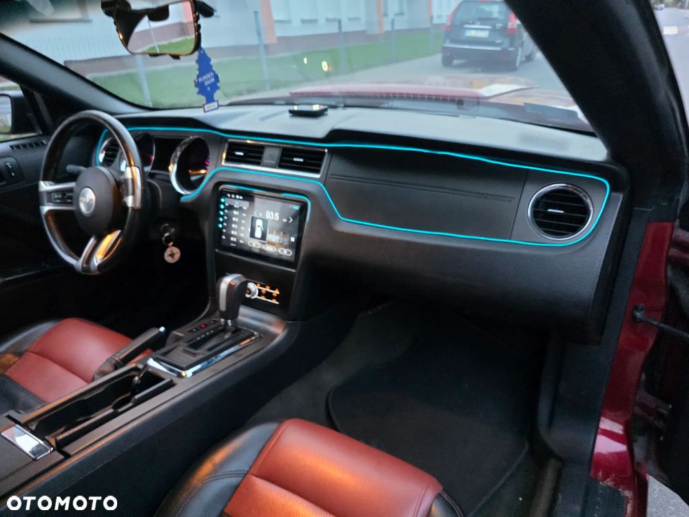 Ford Mustang 3.7 V6 Premium - 22