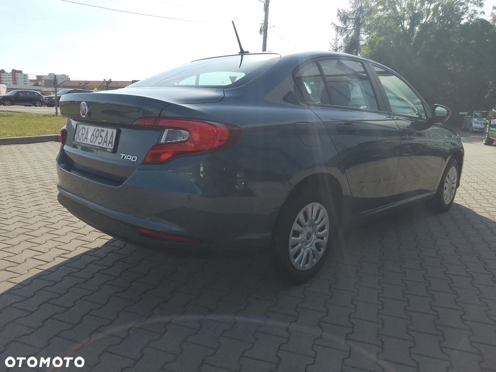 Fiat Tipo 1.0 T3 - 6