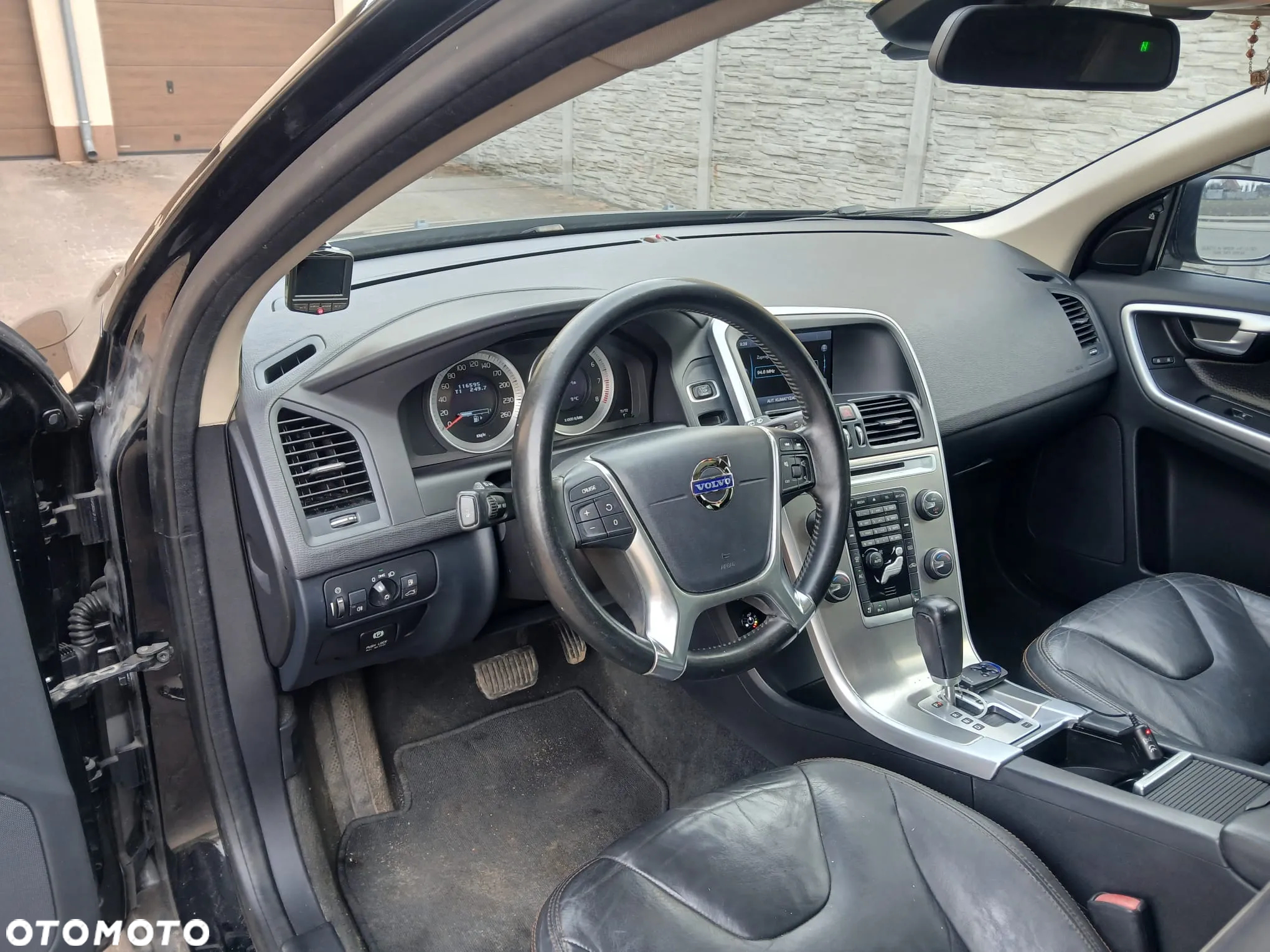 Volvo XC 60 - 22