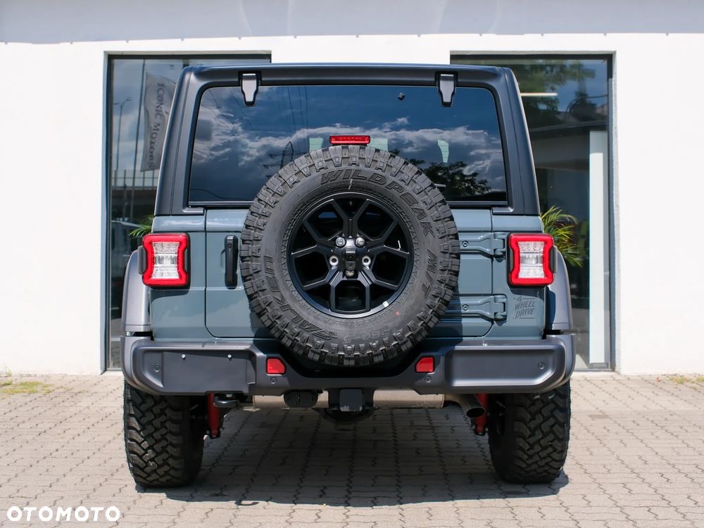 Jeep Wrangler - 13