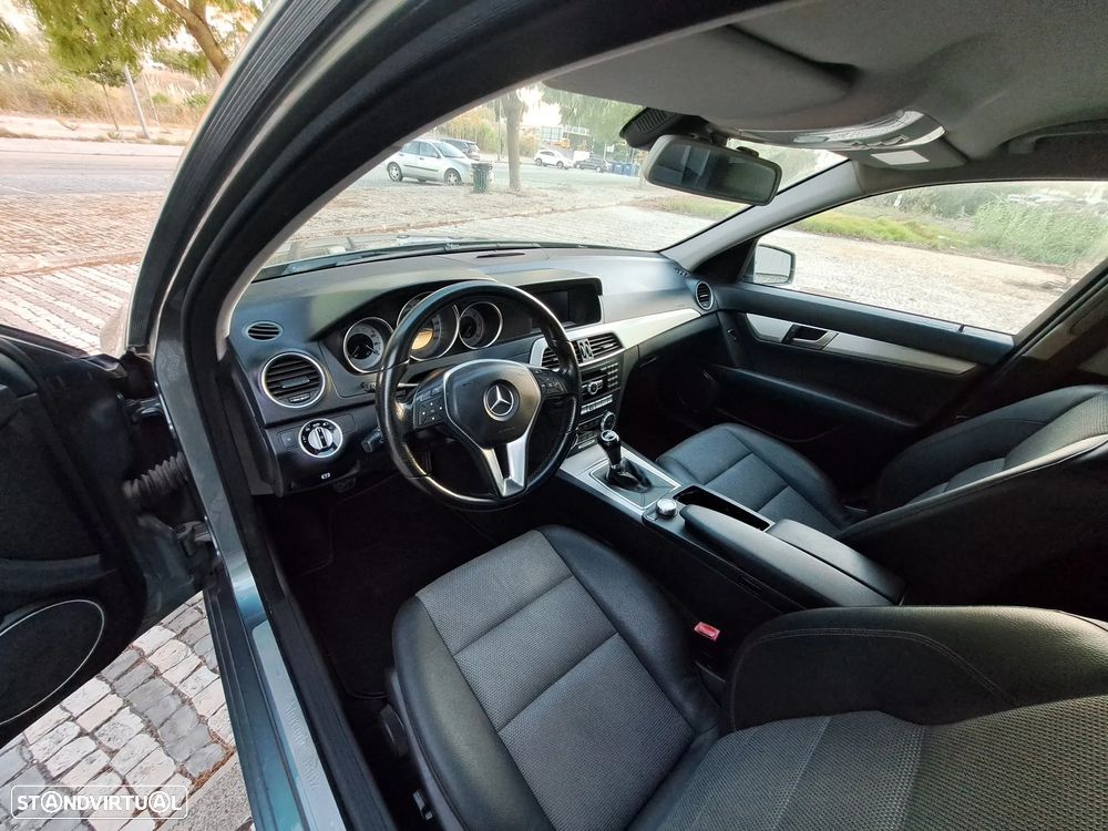 Mercedes-Benz C 220 Station CDI DPF (BlueEFFICIENCY) Avantgarde - 17