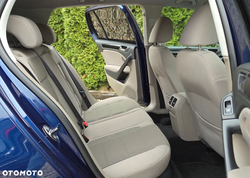 Volkswagen Golf - 19