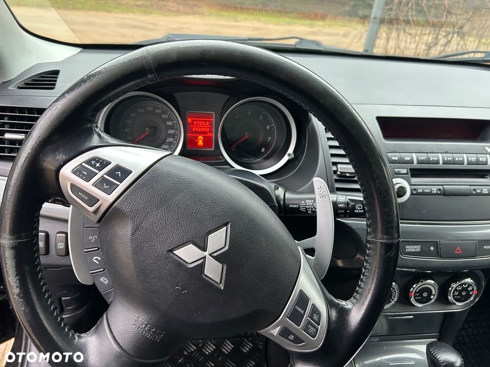 Mitsubishi Lancer 1.8 Instyle CVT - 7