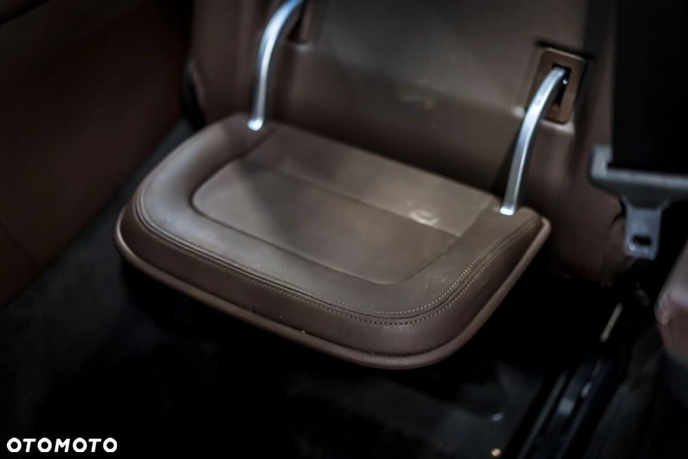 BMW Seria 7 740Li xDrive - 16