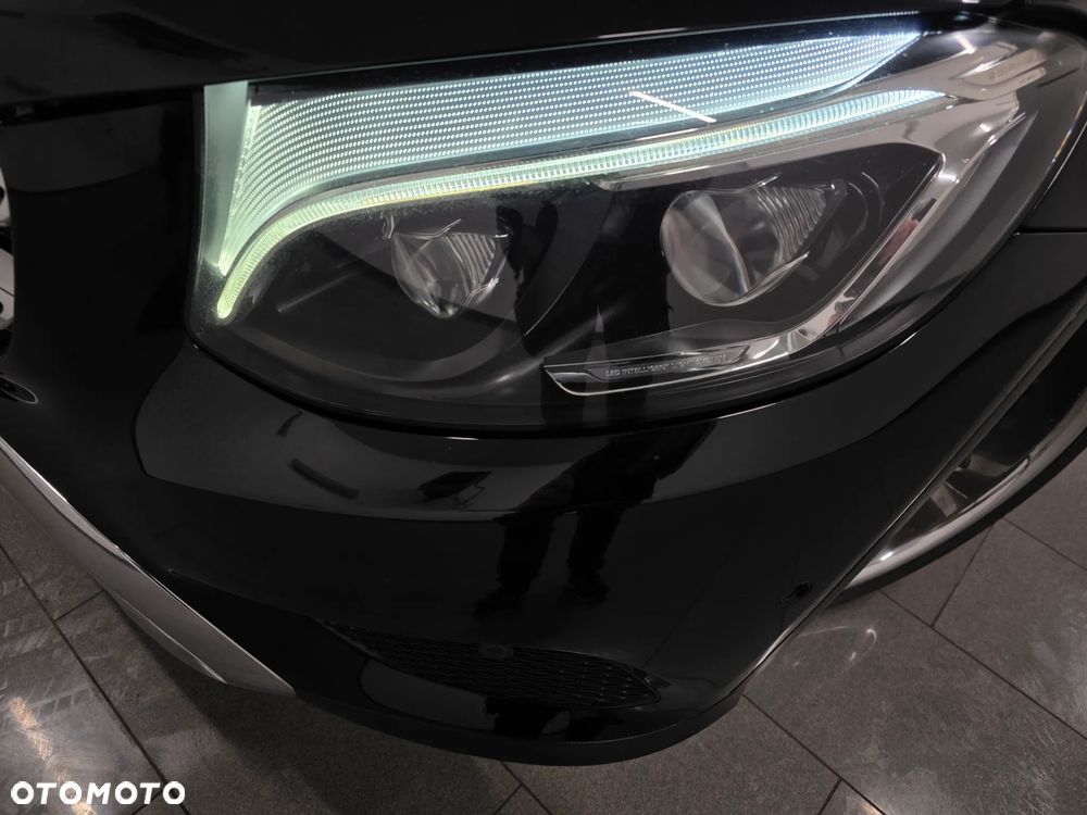 Mercedes-Benz GLC - 26