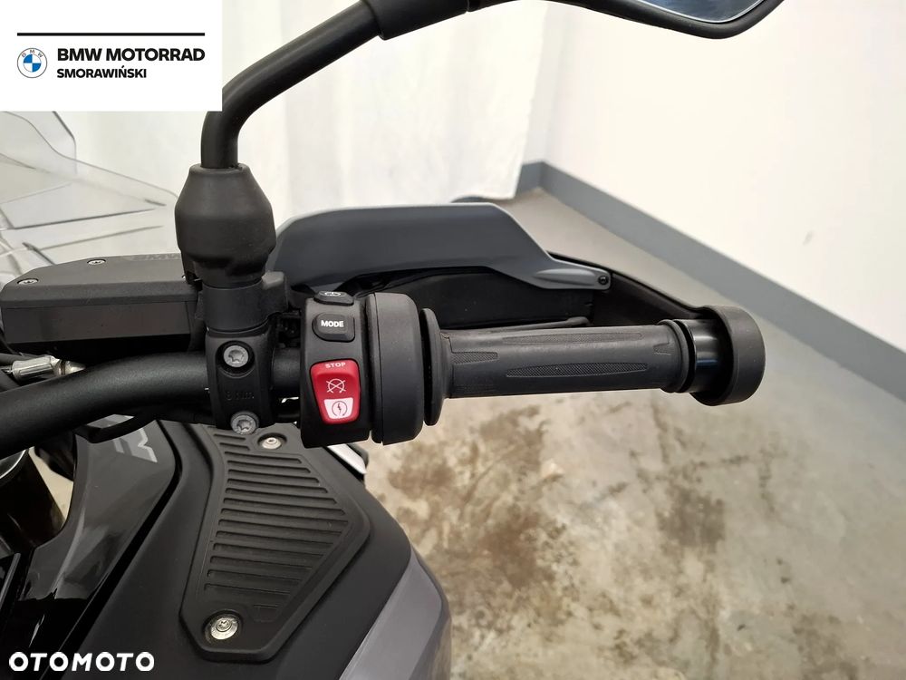 BMW R - 12