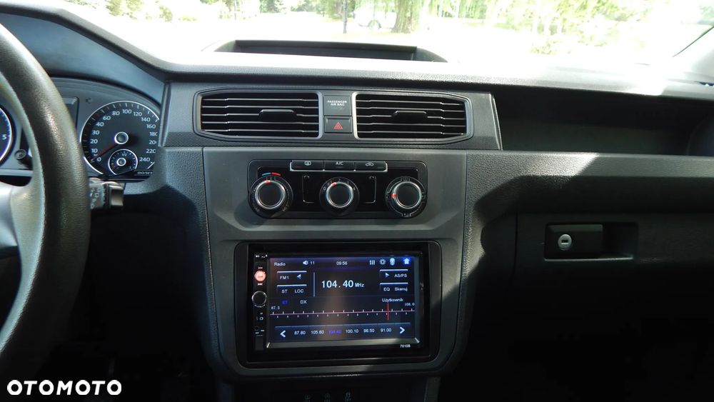 Volkswagen Caddy - 12