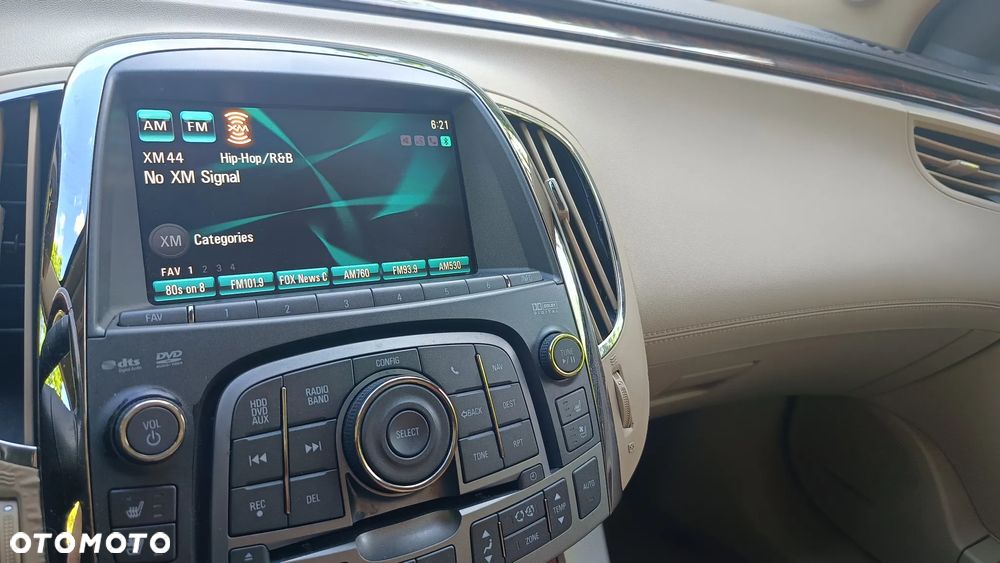 Buick Lacrosse - 25