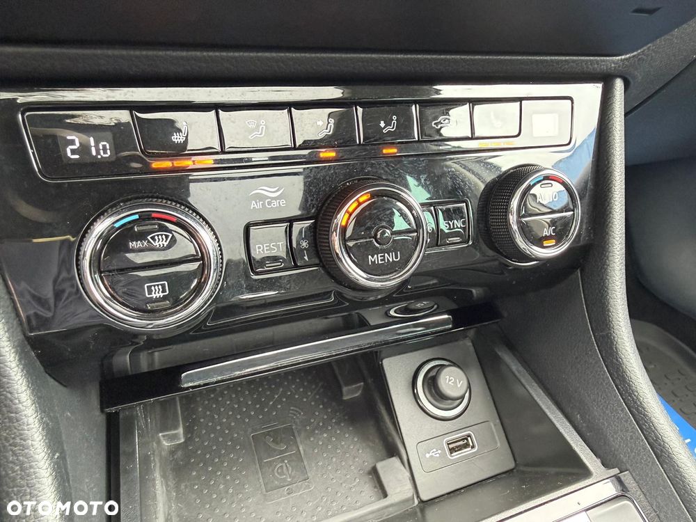 Skoda Superb 2.0 TDI 4x4 Ambition DSG - 30