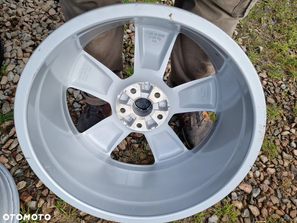 AUDI Q4 ETRON 89A,TT,A3,Q3,VW ,SKODA,SEAT alu 8X19 ET45 5X112 super stan - 6