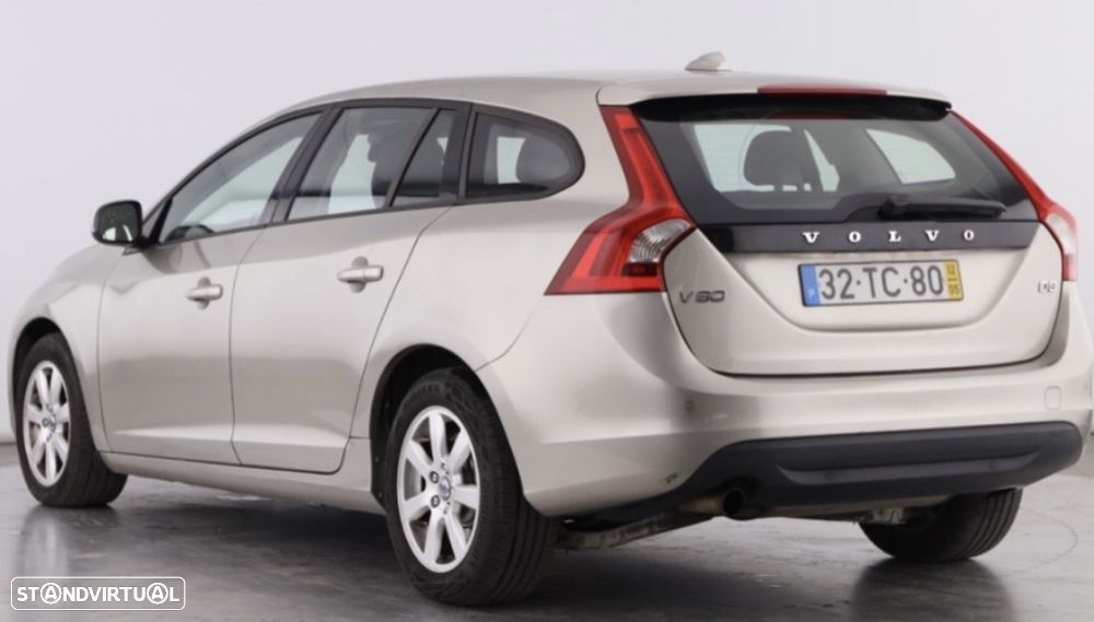 Volvo V60 D3 Momentum - 2