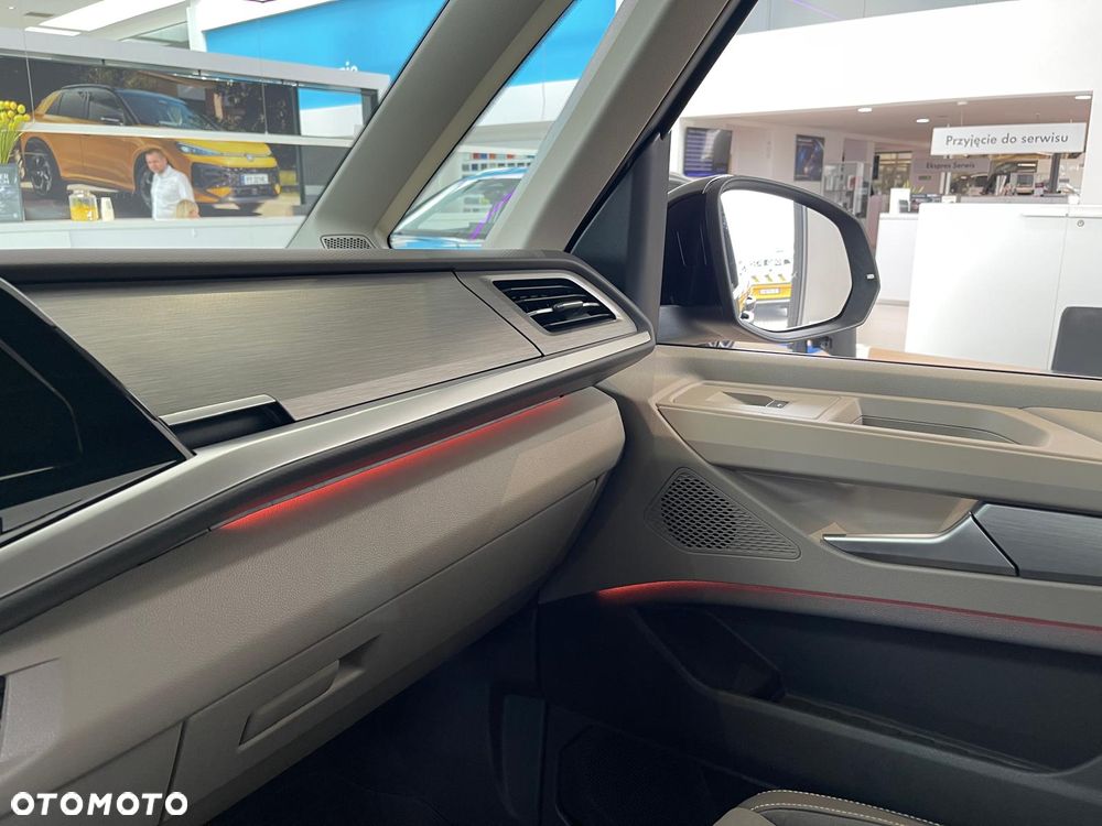 Volkswagen Multivan - 28