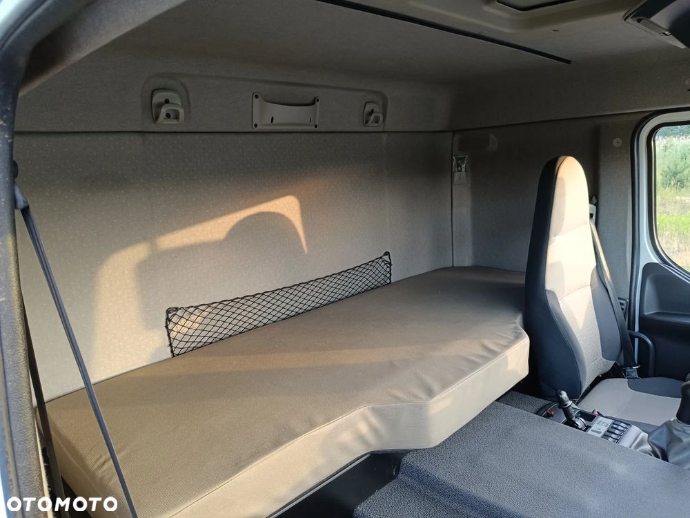 Renault Premium 340 E5 kontener 7,5m poduszki przód tył - 17
