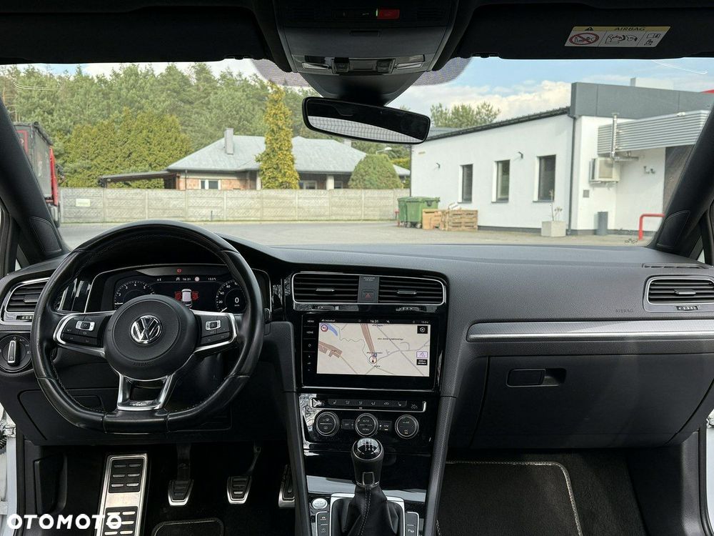 Volkswagen Golf 1.5 TSI EVO R-Line - 5