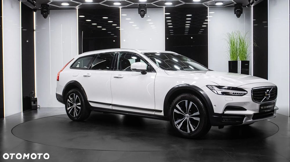 Volvo V90 Cross Country D4 SCR AWD Pro - 9