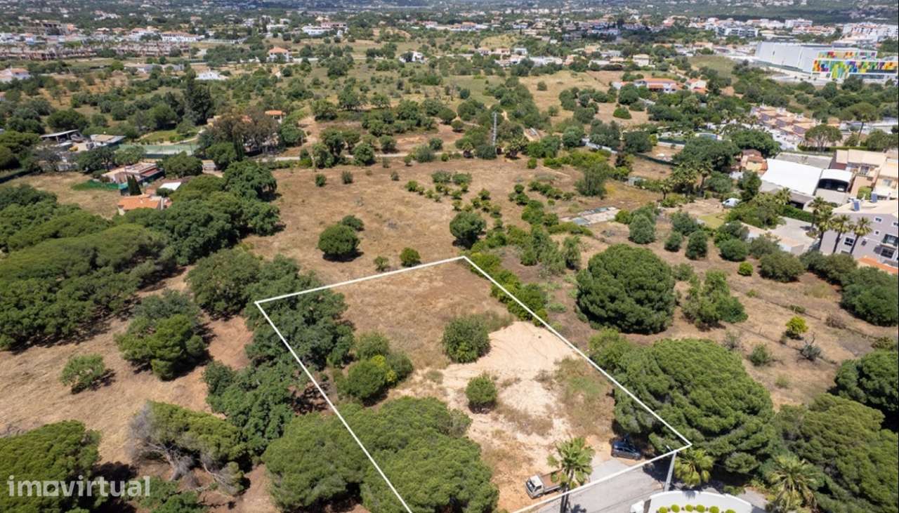 Terreno com projeto aprovado, à venda em Almancil, Algarve - Grande imagem: 2/20