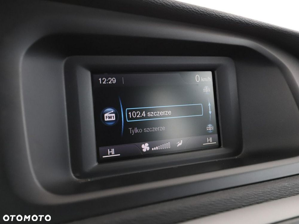 Volvo V40 D2 Kinetic - 24