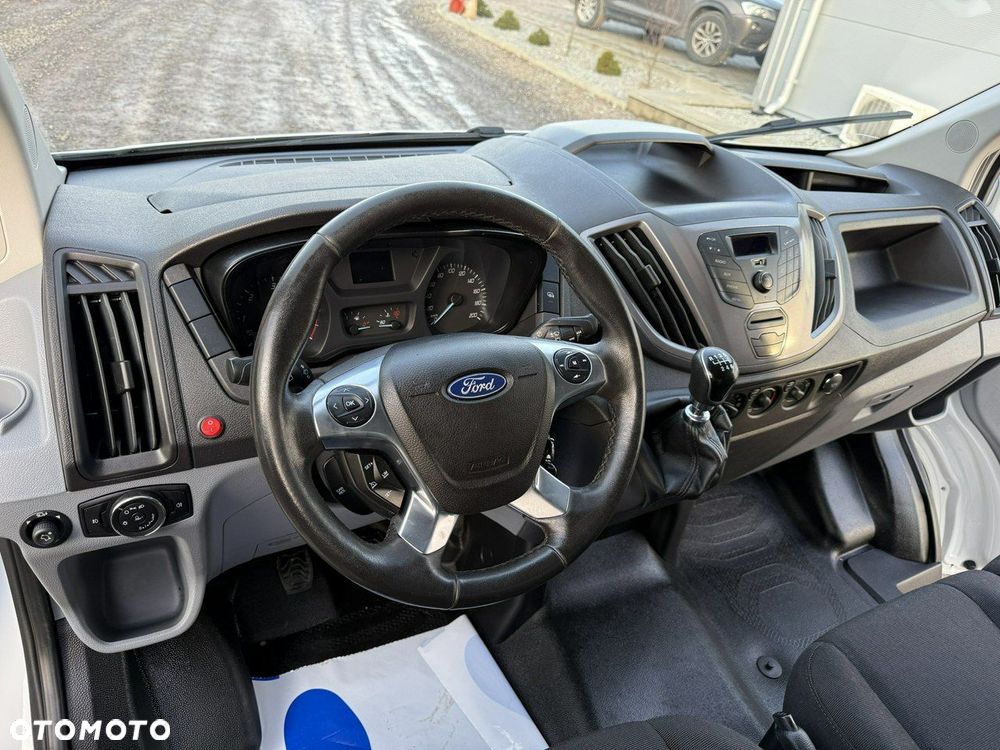 Ford Transit - 11