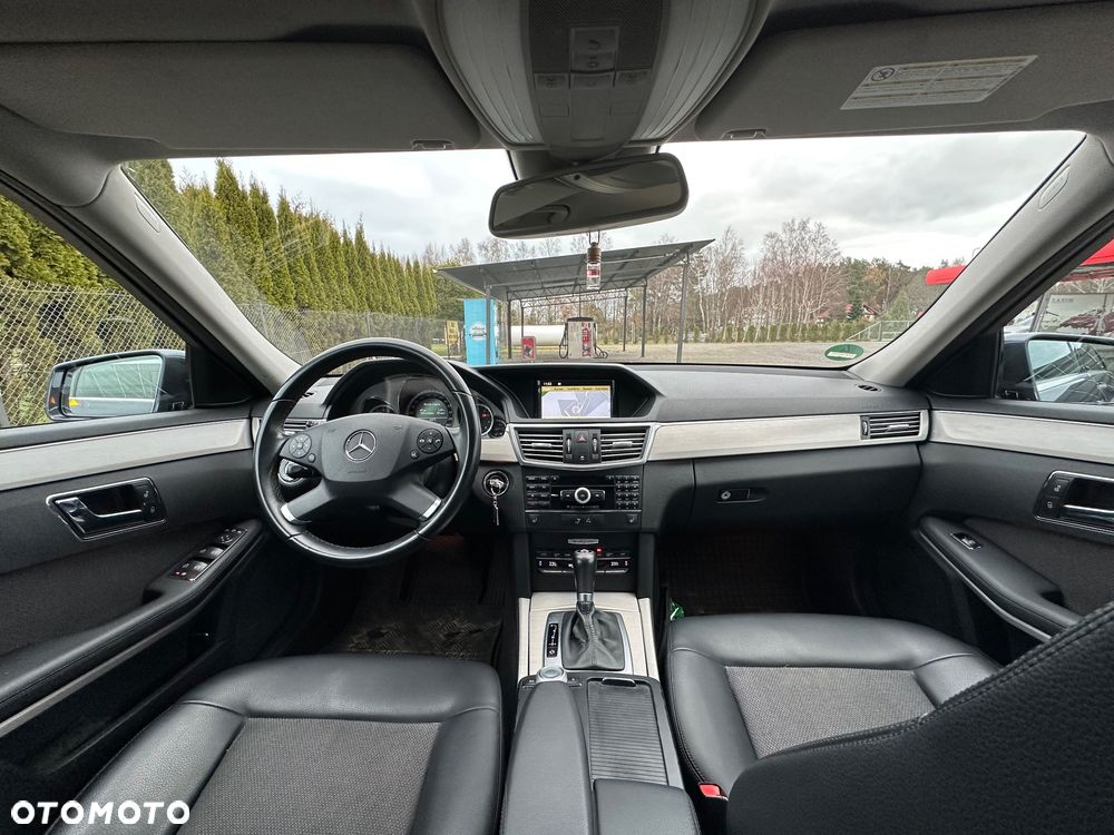Mercedes-Benz Klasa E 250 CGI BlueEffICIENCY Avantgarde - 10
