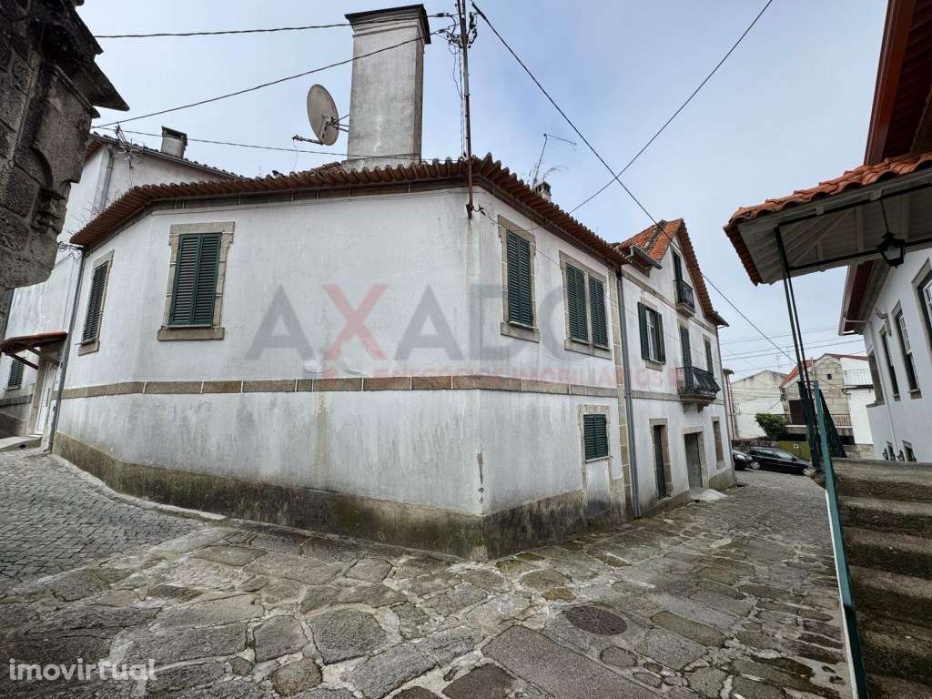 Moradia com 3 Apartamentos Independentes em Paranhos da Beira - Ser... - Grande imagem: 3/5