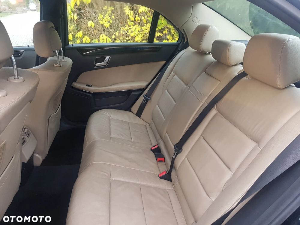 Mercedes-Benz Klasa E 350 CDI 4-Matic BlueEff Avantgarde - 10