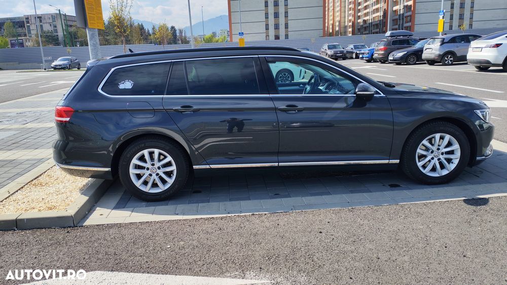 Volkswagen Passat 2.0 TDI SCR DSG BlueMotion Comfortline - 13