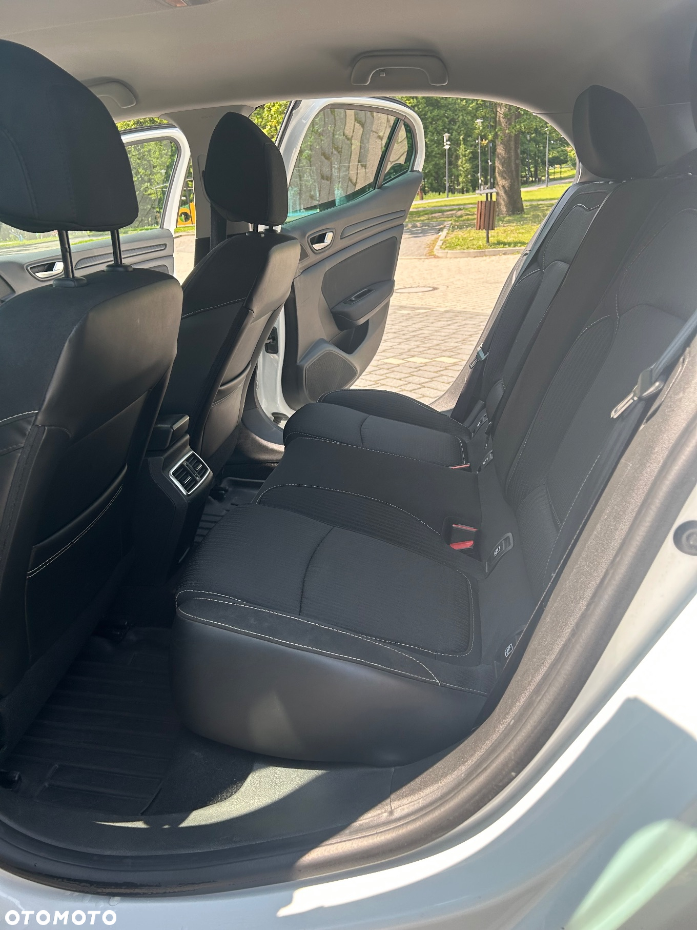 Renault Megane 1.5 dCi Business - 12