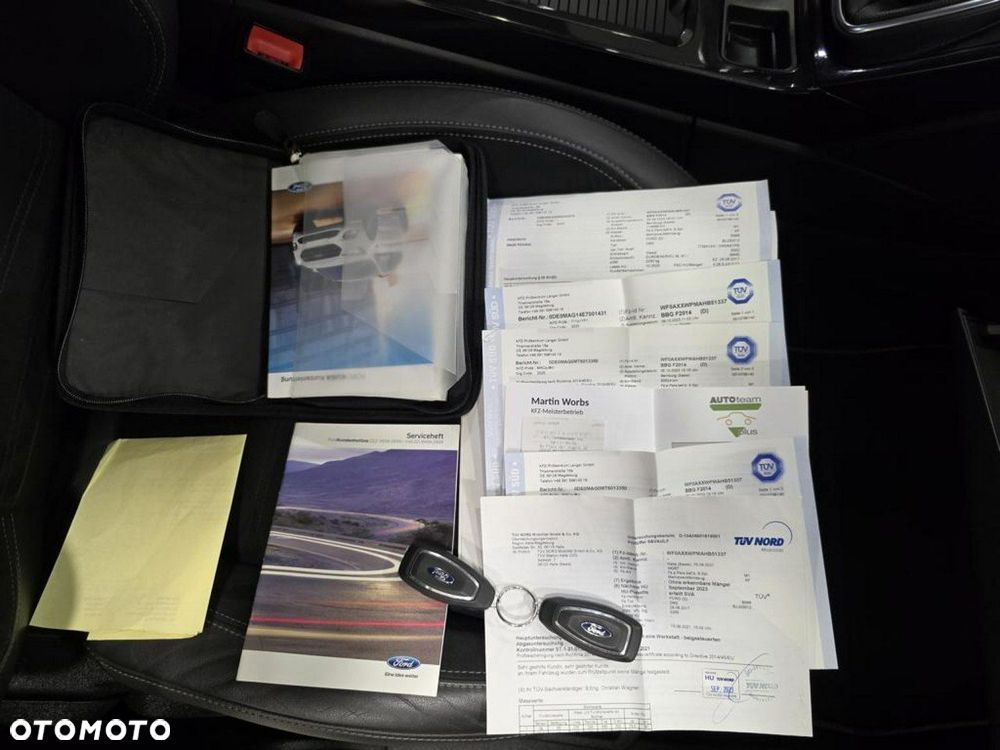 Ford Kuga 2.0 TDCi 4x2 ST-Line - 34