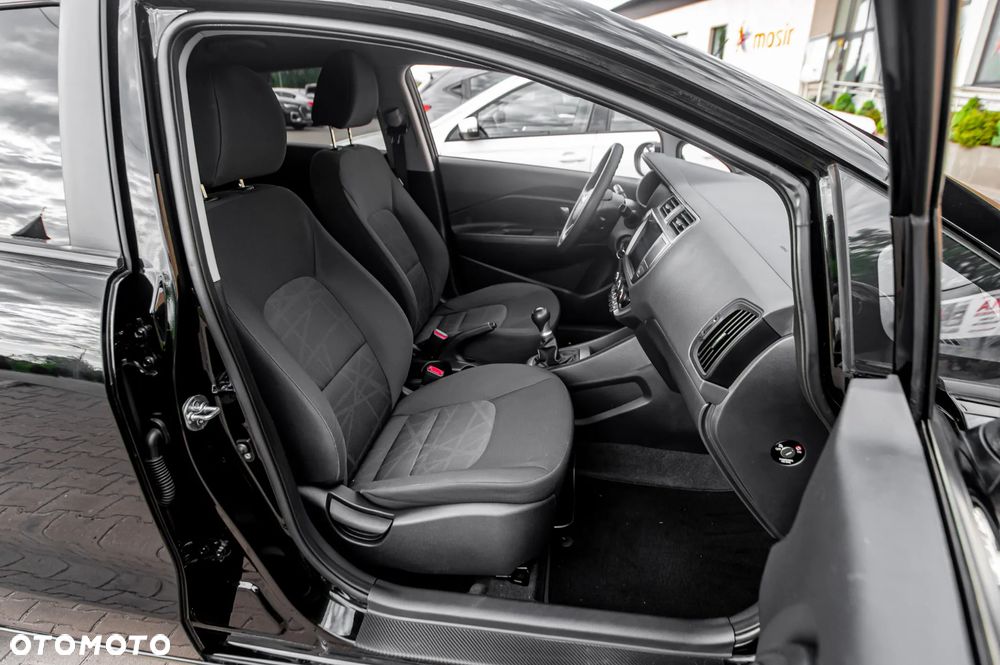 Kia Rio 1.2 Dream Team Edition - 7