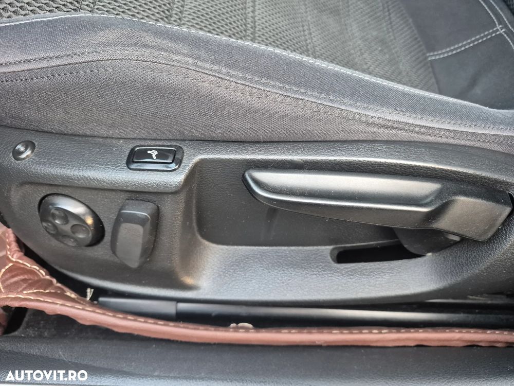 Volkswagen Passat CC 2.0 TDI DPF DSG - 20