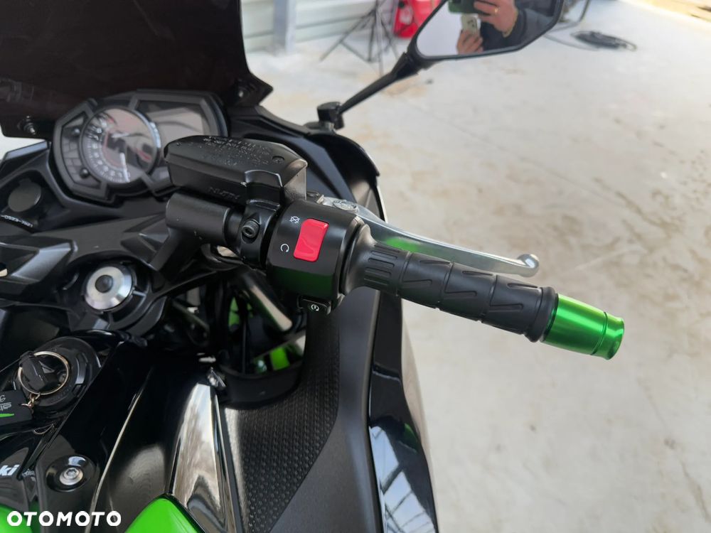 Kawasaki Ninja - 12