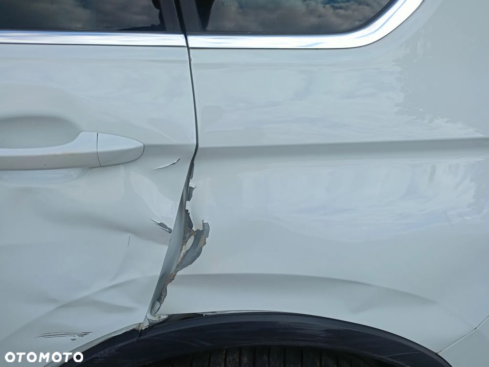 Volkswagen Tiguan 2.0 TDI R-Line DSG - 6